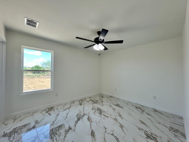 Building Photo - 1628 Bilbao Drive