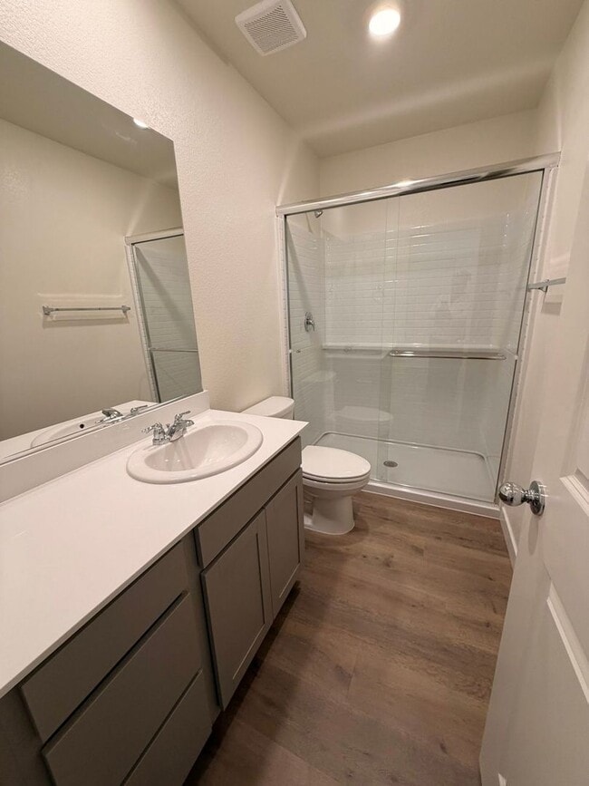 Building Photo - Beautiful home North Valleys, Centrally Lo...