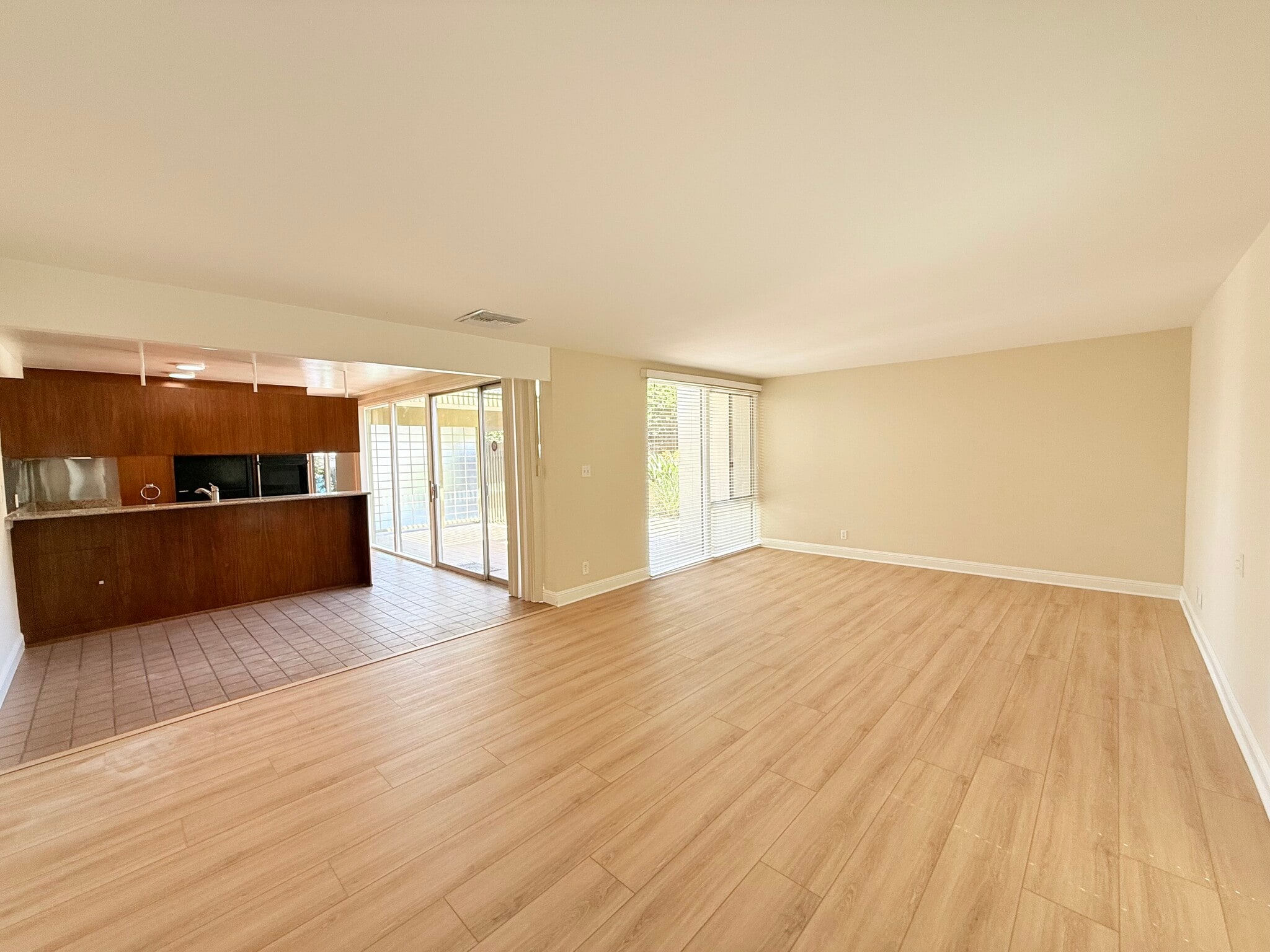 Living and Dining area - 4126 Del Mar Ave