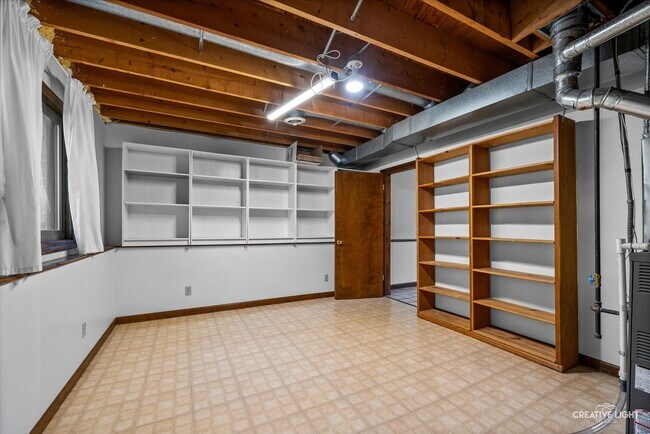 Building Photo - 13831 S Mallard Dr