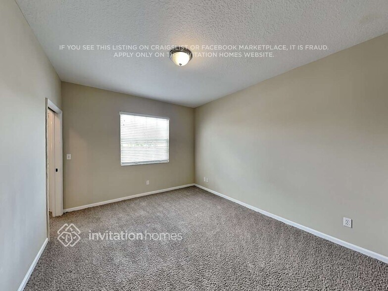 Building Photo - 10777 Pelican Dr