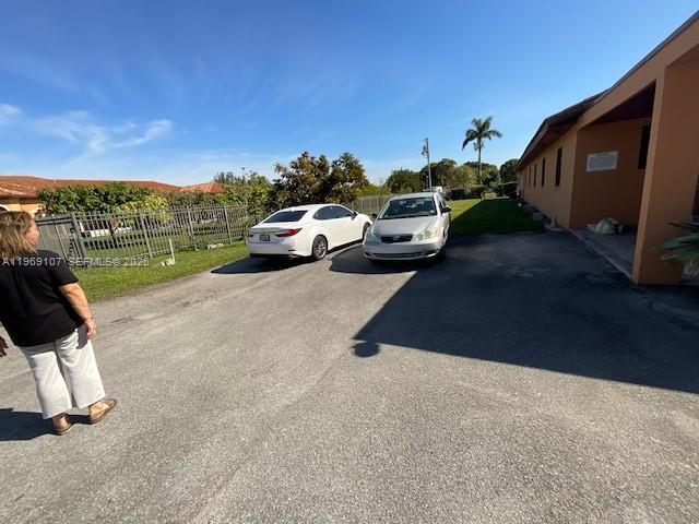 Building Photo - 12500 SW 43rd St