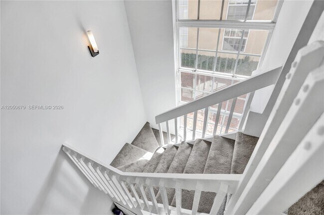 Building Photo - 3135 Gifford Ln