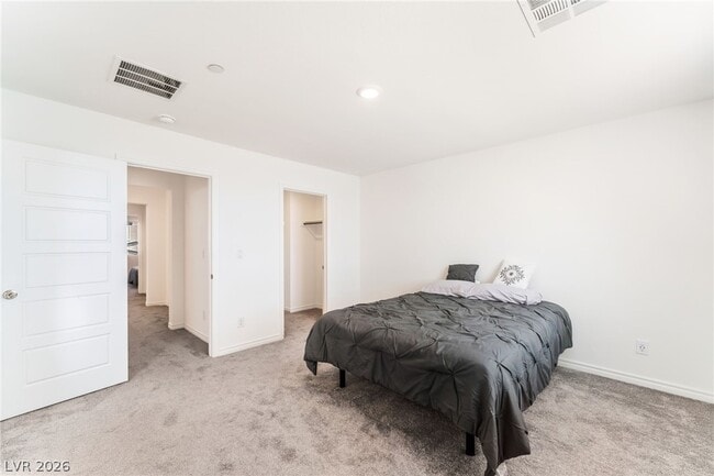 Building Photo - 6144 Rathbone St