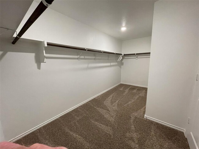 Building Photo - 705 Farmstead Wy
