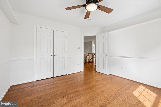 Building Photo - 5871 Paine Run Pl