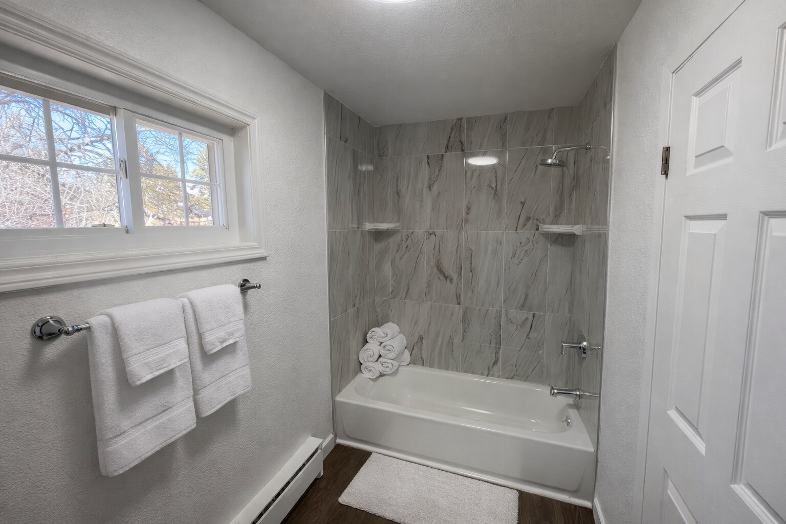Master bath - 1290 Starling Ln
