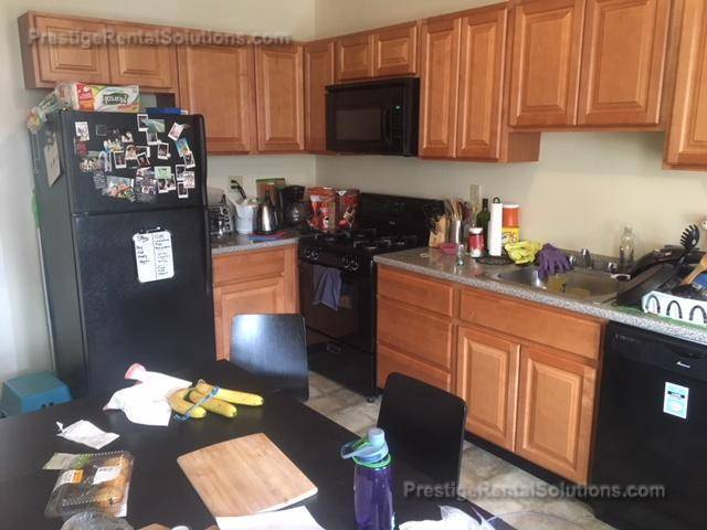 Building Photo - 35 Lourdes Ave