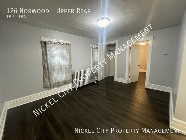Building Photo - 126 Norwood Ave