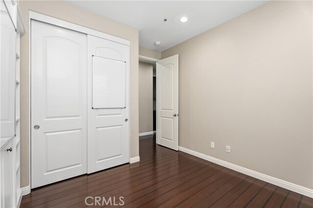 Building Photo - 135 Sparrow