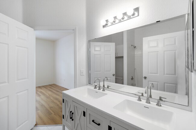 Building Photo - 3599 Conroy Rd