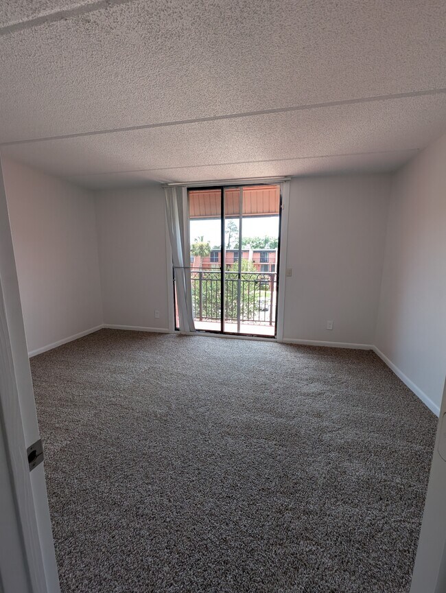 Building Photo - 3401 Townsend Blvd