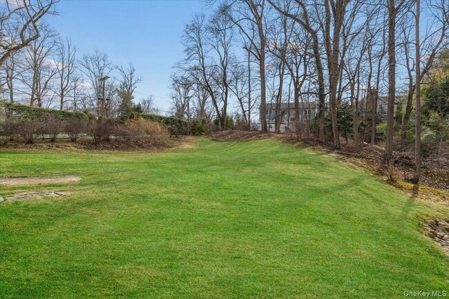 Building Photo - 111 Spier Rd