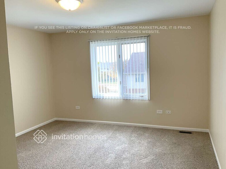 Building Photo - 18160 Goesel Dr