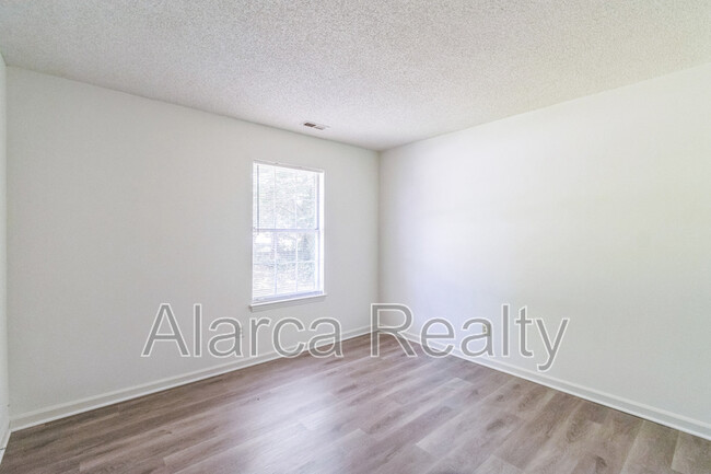 Building Photo - 10315 Atchinson Dr