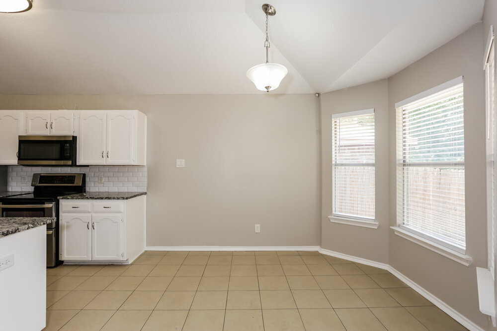 Building Photo - 6841 Black Wing Dr