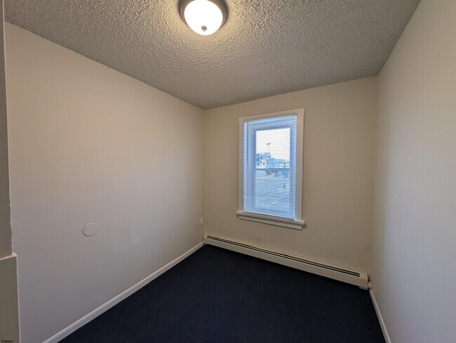 Building Photo - 46 N Connecticut Ave