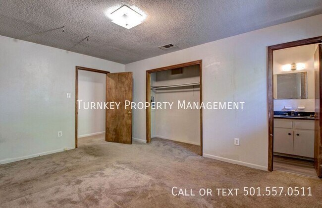Building Photo - 9012 Tanya Dr