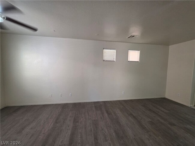 Building Photo - 7510 Perla Del Mar Ave