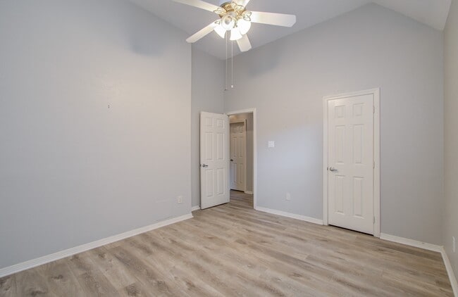 Building Photo - 3430 Rolling Terrace Dr