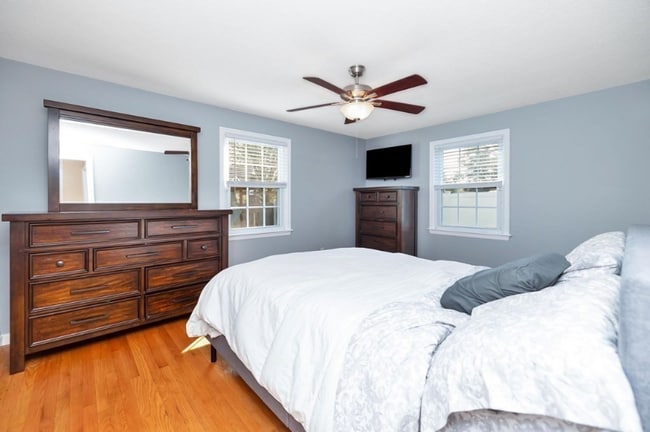 Building Photo - 257 Winton St