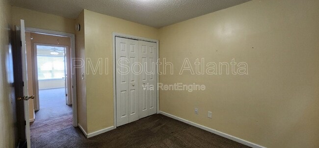 Building Photo - 7298 Wagon Wheel Ct