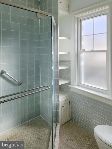 Building Photo - 1756 Park Rd NW