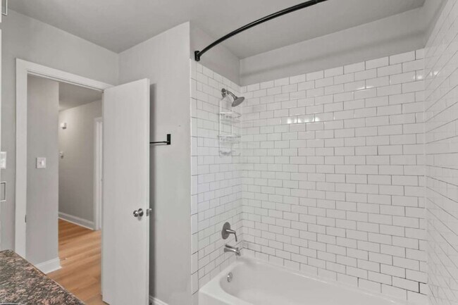 Building Photo - 5312 Odessa Ave