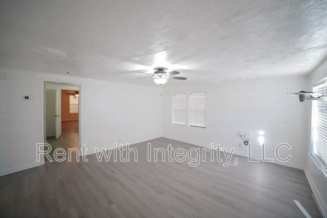 Building Photo - 1228 Alabama St