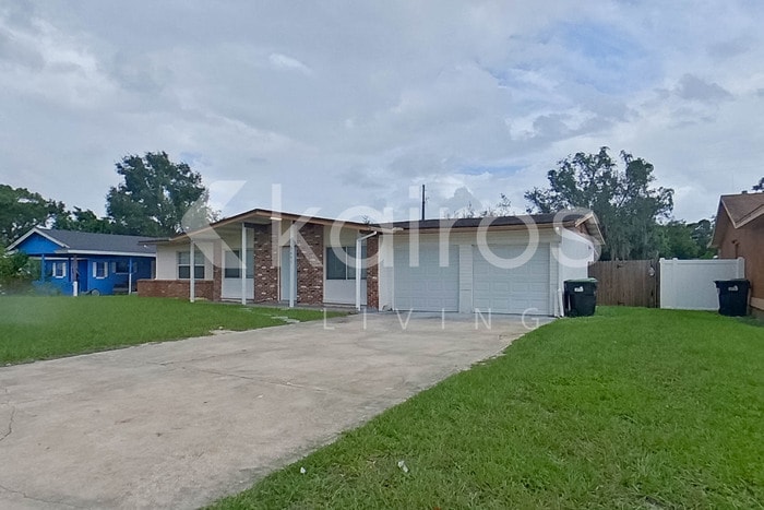 Building Photo - 2441 Healy Dr