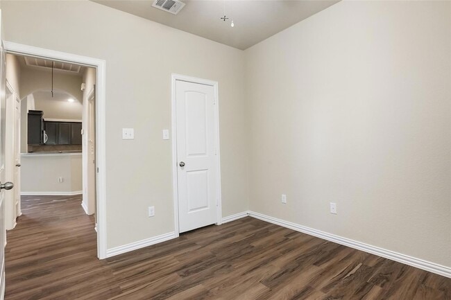 Building Photo - 2208 Tranquility Ln