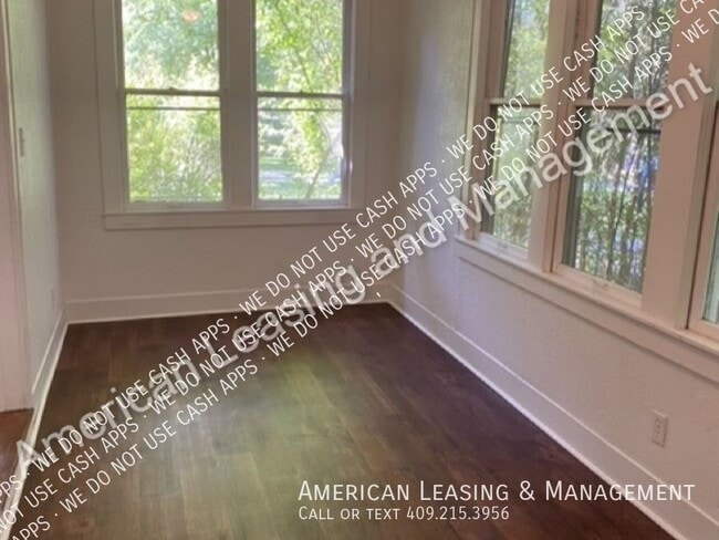 Building Photo - 604 Hackney Ave