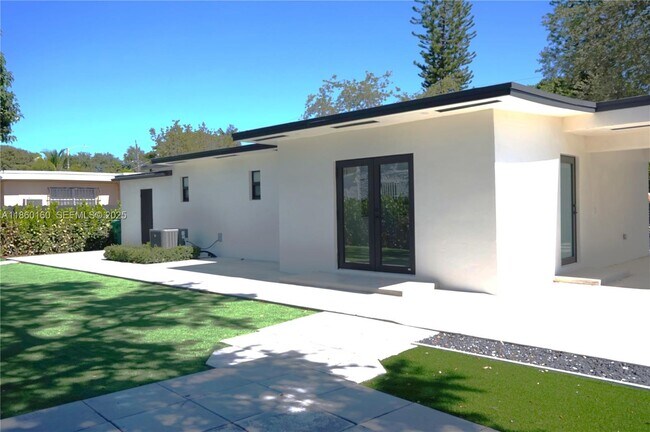 Building Photo - 53 NW 68th St