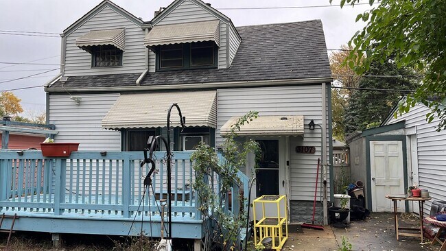 Primary Photo - 3107 Cuyler Ave
