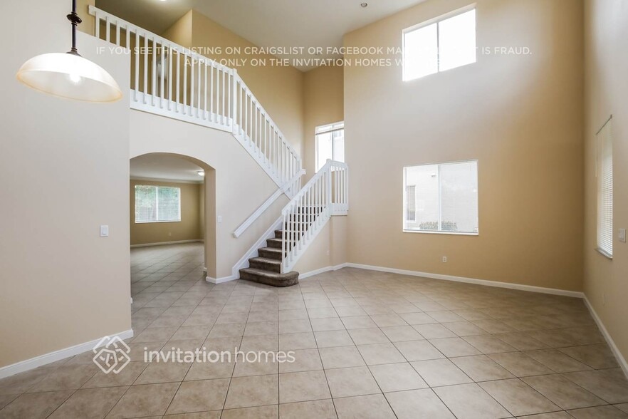 Building Photo - 946 NW 206th St