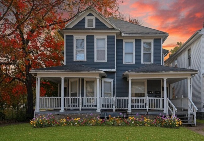 Primary Photo - 1454 S 7th St