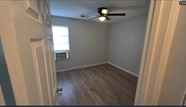 Building Photo - 4569 Columbia Woods Ln