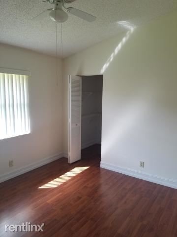 Building Photo - 2 br, 2 bath House - 7175 NW 4th Ave