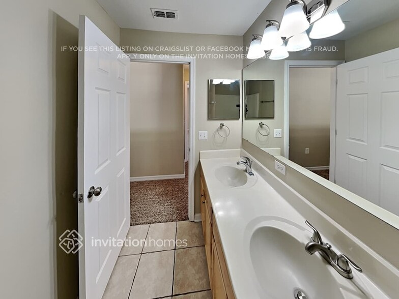 Building Photo - 12918 Brookcrest Pl