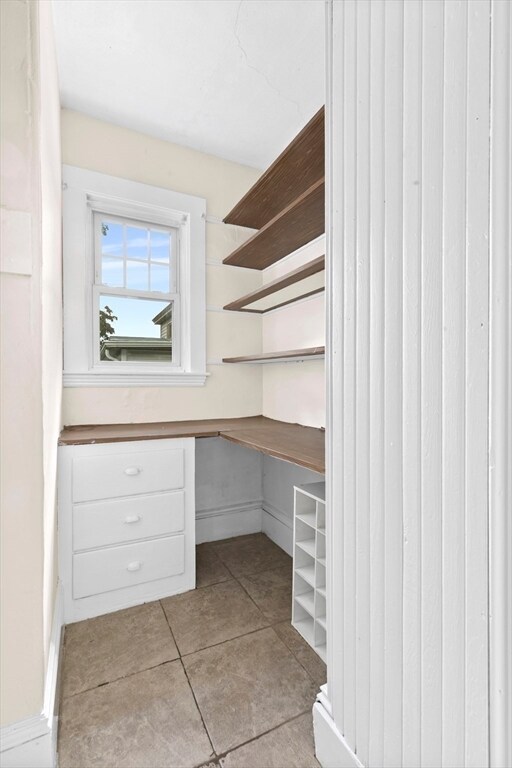 Building Photo - 723-725 Fellsway