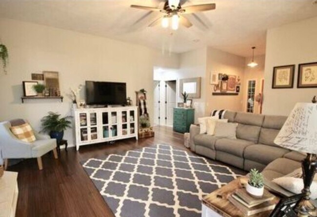 Building Photo - Spacious Four Bedroom with 5th Non Conforming Room!