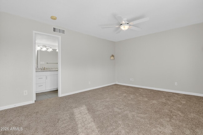 Building Photo - 6843 E Redfield Rd