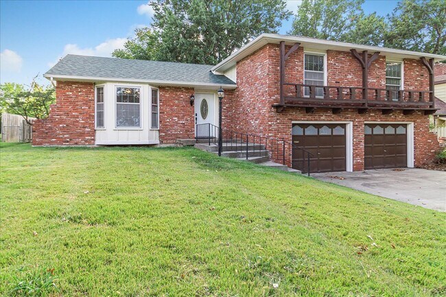 Building Photo - 318 Goodrich Dr