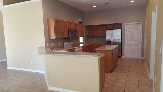 Building Photo - 10198 Marsh Pine Cir
