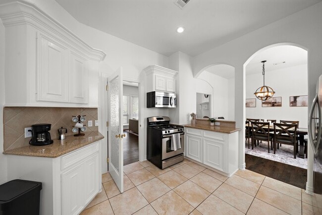 Building Photo - 1505 Wentworth St