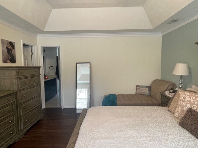 Building Photo - Cypress Point