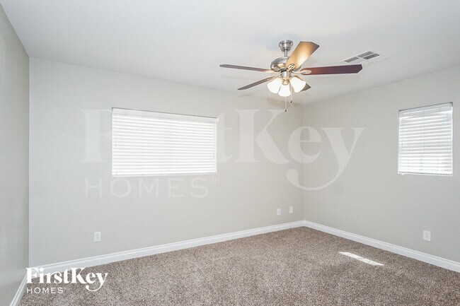 Building Photo - 4904 Naff Ridge Dr