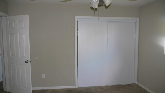 Building Photo - Charming 3-Bedroom Home with Upgraded Kitc...