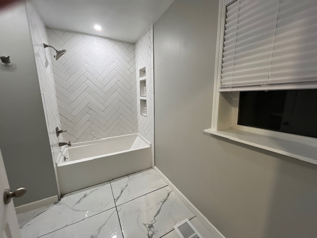 Building Photo - 803 W Cedar St