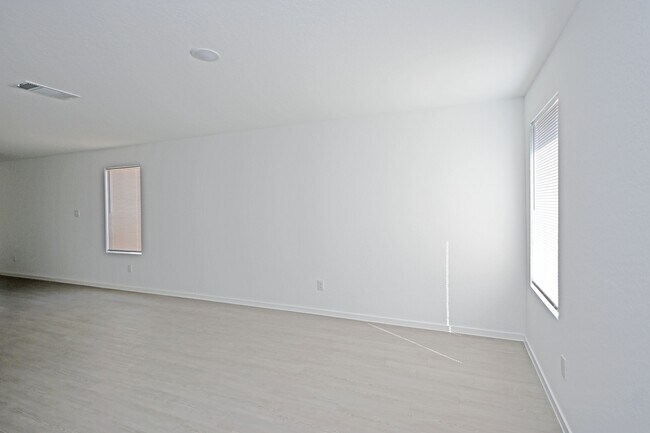 Building Photo - 7603 Adam Star